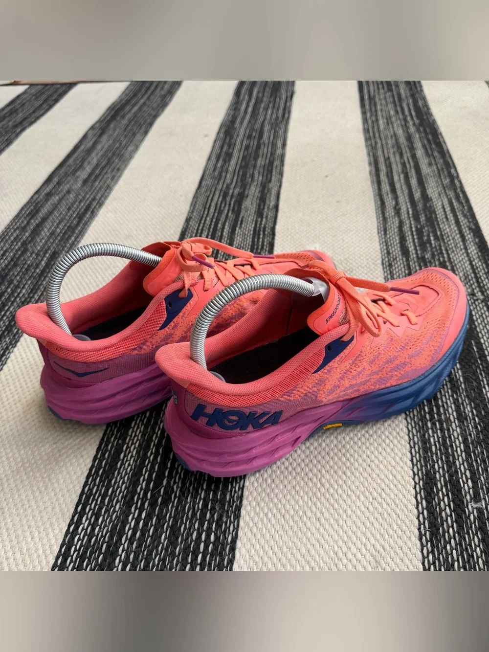 Hoka One One Women's Coral Pink and Blue Speedgoat Athletic Runnig Shoes Sz 9.5B